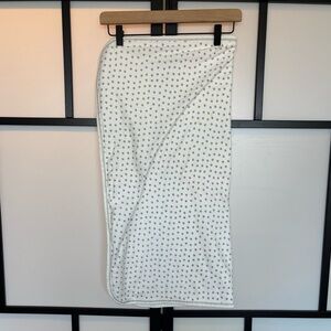 Bebe a Moi Pima Cotton dog paw print blanket.